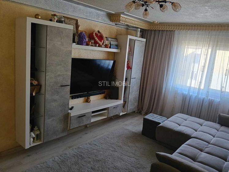 Apartament 3 camere decomandat de vânzare – Canta | 57 mp | Mobilat ?i utilat co