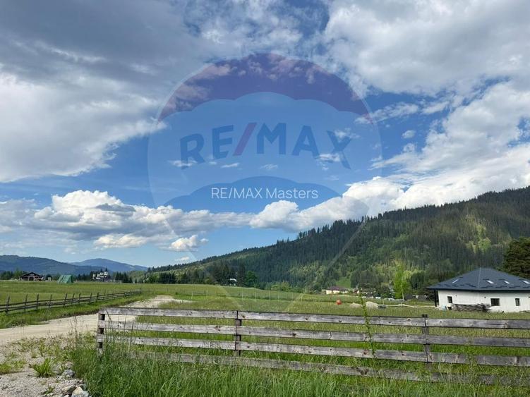 Casă DE VÂNZARE Șarul Dornei 1075 mp Teren - 30