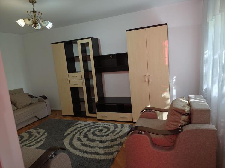 Apartament 2 camere de inchiriat, zona liniștită, utilat Gorjului