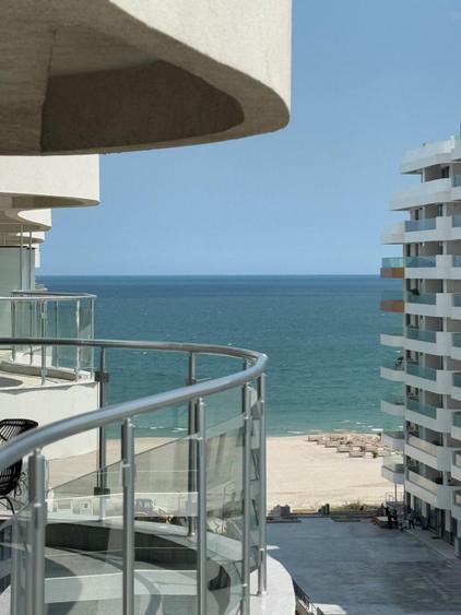 Vedere la mare si lac | Complex cu piscina si parcare privata