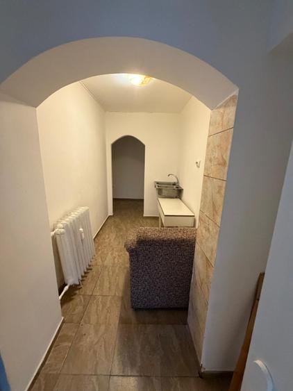 Garsoniera , parter , Radauti