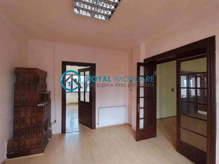 Royal Imobiliare - Vanzare vila zona Rudului