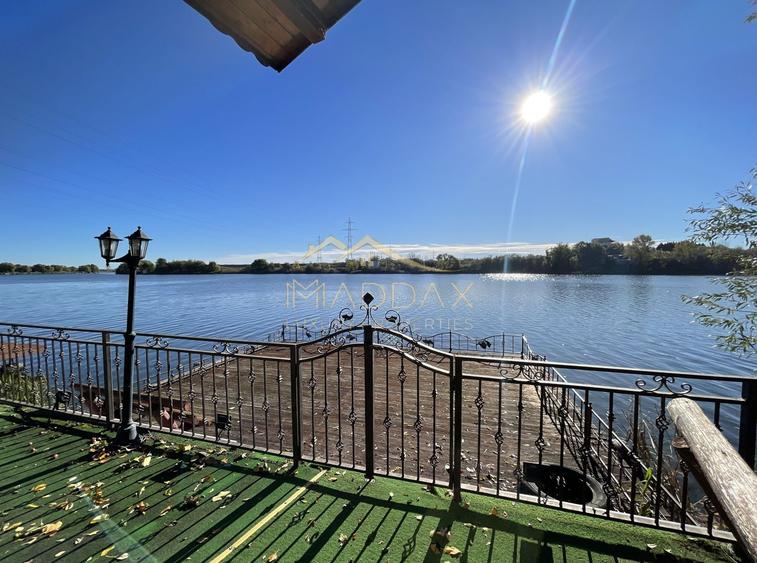 Vila 7 camere**Lake view**Ponton privat**Piscina**Teren 933 MP//Balotesti