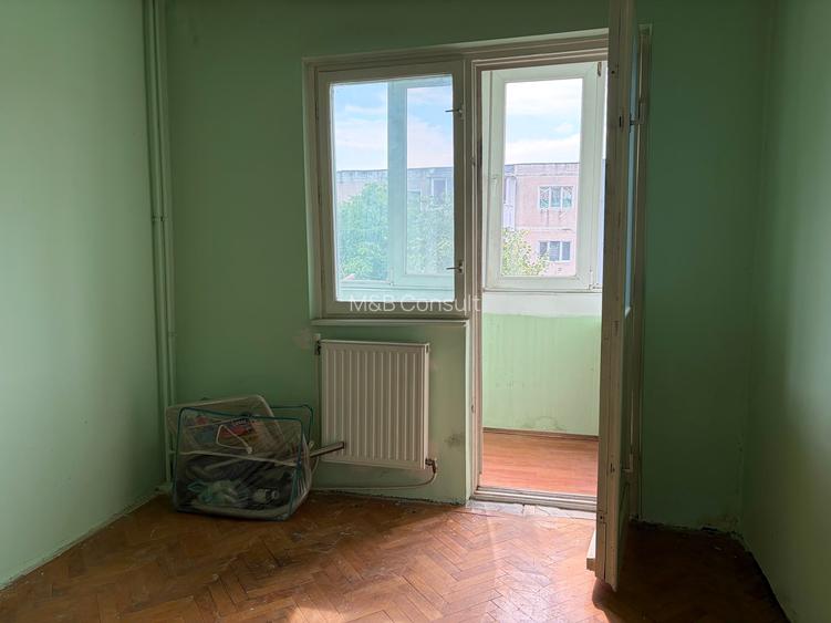Apartament 3 camere | Piața Doina – Șagului | Etaj 3 | Centrală proprie | Boxă | - 7