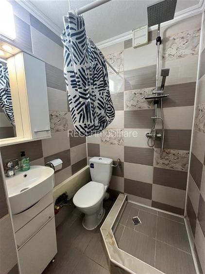 RECO Garsoniera 20 mp renovata etaj 1- Oradea - 9