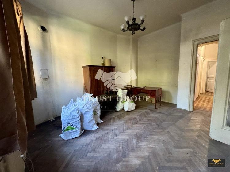 4 camere Parter in vila Cismigiu |+2 cam la demisol +1/2 din mansarda | Garaj