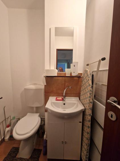 Zona Aradului bloc izolat termic, foarte bine impartit, pe doua parti, mobilat