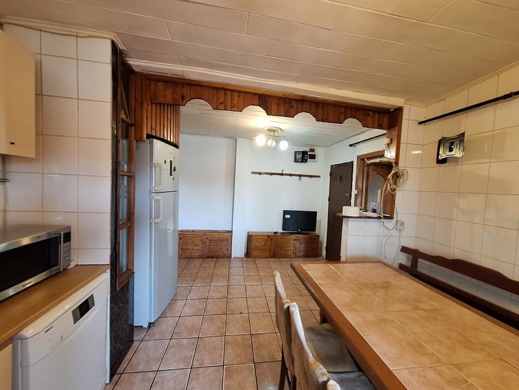 Apartament 3 camere- bloc izolat termic-etaj intermediar-Lipovei-108.990 Euro