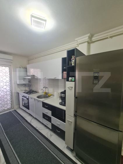 Apartament cu 3 camere, mobilat si utilat, aer conditionat, zona Florilor