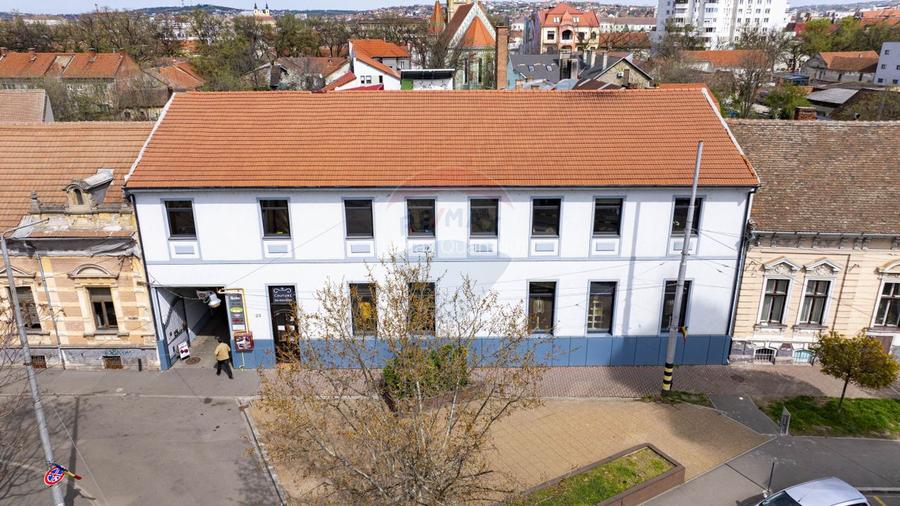 Clădire comercială de vânzare, 2240mp, Ultracentral, str Primăriei - 39