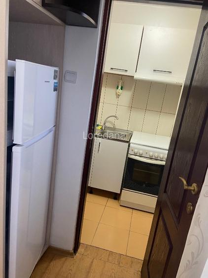 Inchiriez apartament 2 CAMERE,CONSTANTA, zona Scoala gimnazială nr. 8 - 9