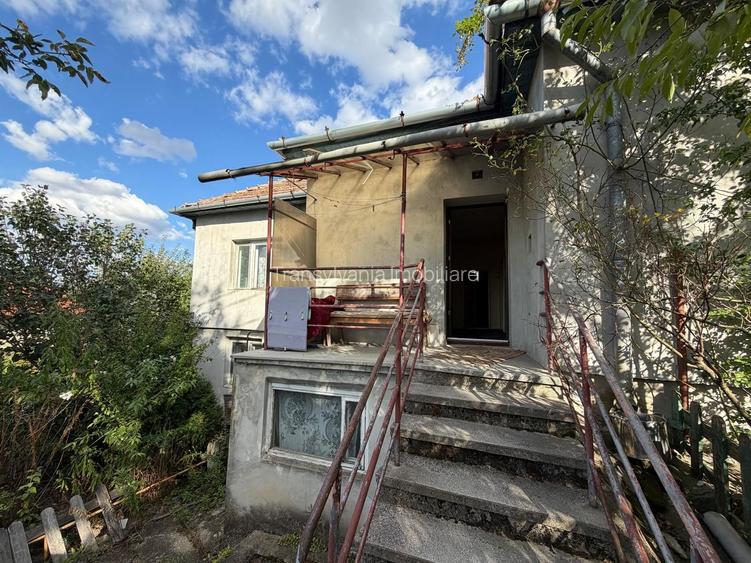 Casă de vânzare renovabilă | Gruia | Teren 380 mp | Front la 2 străzi - 15