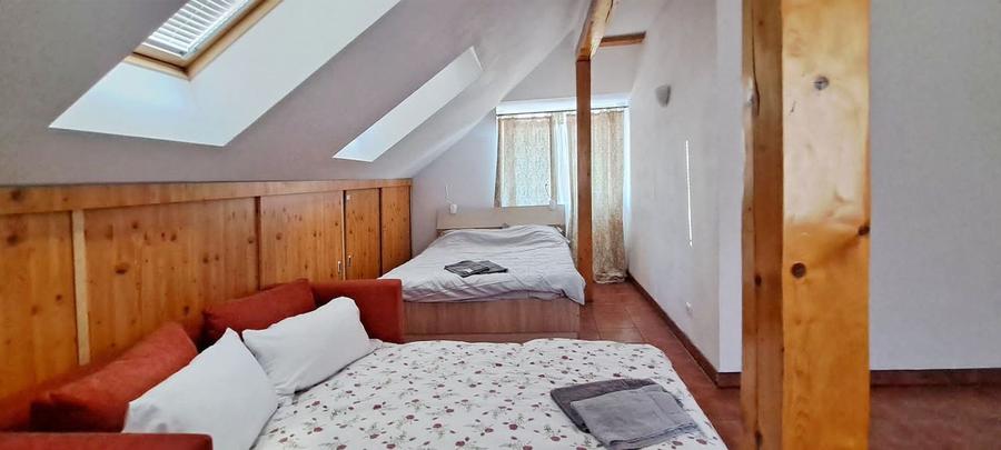 Propriete superbă la marginea pădurii în Râșnov Primăverii 5,000 mp