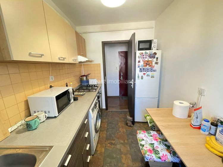 Podu Ros-Apartament 2 camere-etaj 2-bloc fara risc - 4