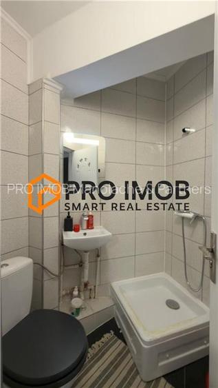 Apartament 3 camere cf 1 semidecomandat zona Micro 3 - 12