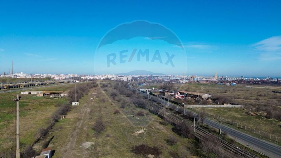 Teren industrial de vanzare, zona Poarta 7, Constanta