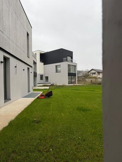 Casă Exclusivistă în Băneasa/Sisești – Design Nonconformist și Spațiu Generos