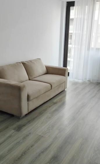 Pet friendly, 2 camere decomandat,la 3 minute de metrou,centrala termica