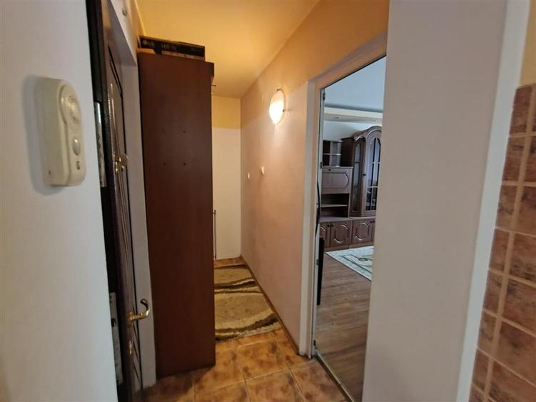 Apartament 2 camere | Centru | Etaj 2 | Decomandat | 2c-7020