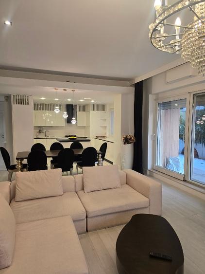 Park View Herastrau Park 5 rooms luxury apartment