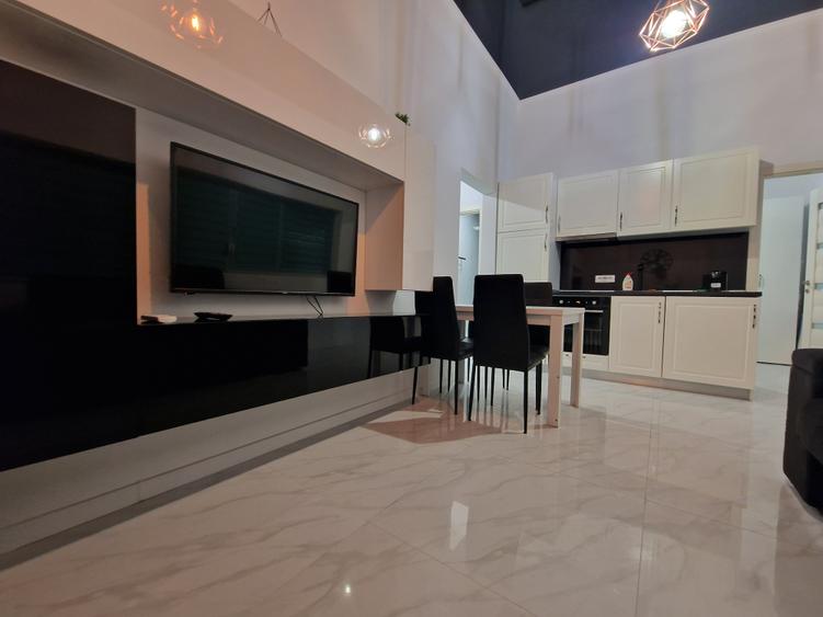 Mamaia Nord(Prima Linie la Marea Neagra)- Studiou mobilat-utilat complet-90.000e
