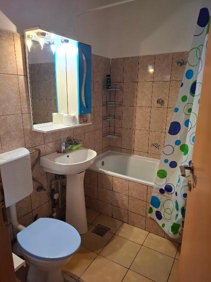 Vând apartament 2 camere