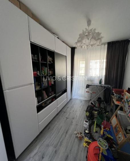 APARTAMENT 3 CAMERE BACOVIA FIALD ET 5/6 - 6