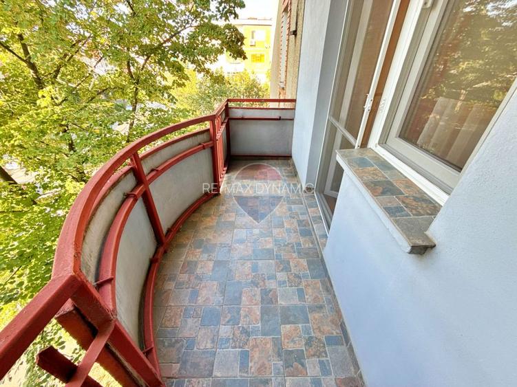 Apartament decomandat cu 3 camere, 2 balcoane și boxă - 12
