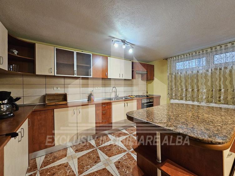 Casa individuala | Garaj | 200 mp | Asfalt | Mobilata | Alba-Micesti