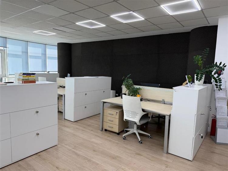 De inchiriat - Birou, spatiu comercial - mobilat