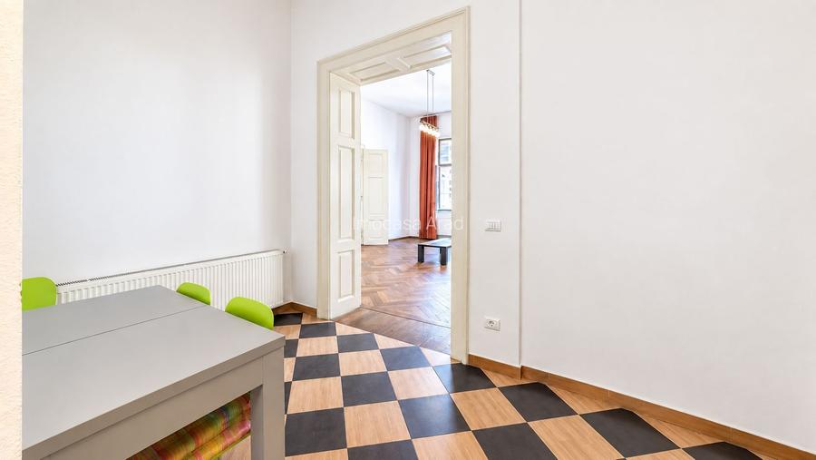 De vânzare/ închiriat Apartament istoric, 2 camere, Central Arad - 6