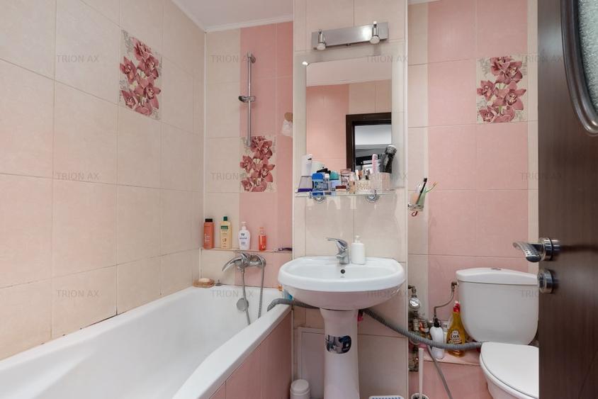 2 CAMERE DECOMANDAT, 57 MP, ROND OBOR, 1 MIN METROU, VEDERE PANORAMICĂ, RENOVAT