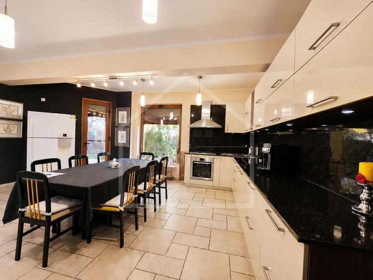Vila premium P+1+M | 241 mp utili | Teren 482 mp | Sisești