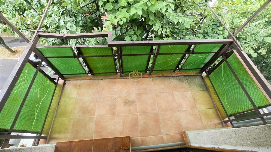 Apartament decomandat cu 2 camere si 2 balcoane | Micro 17