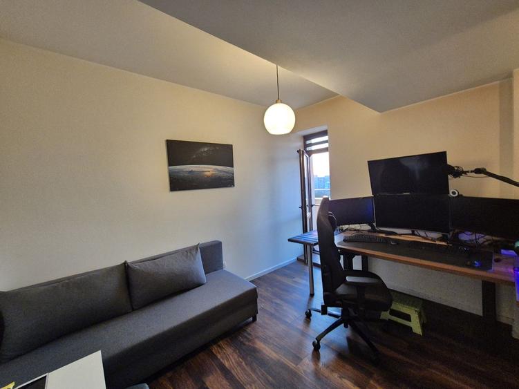 Penthouse 104,97 mp + 192,81 mp terase - piata Sudului