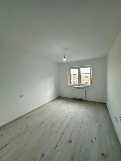 Apartament 3 camere etaj 2/3