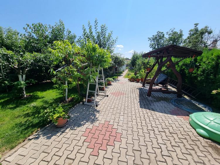 Vilă individuală premium, complet renovată|274 mp|715 mp teren| Cetate