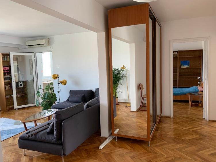 Apartament spațios și luminos