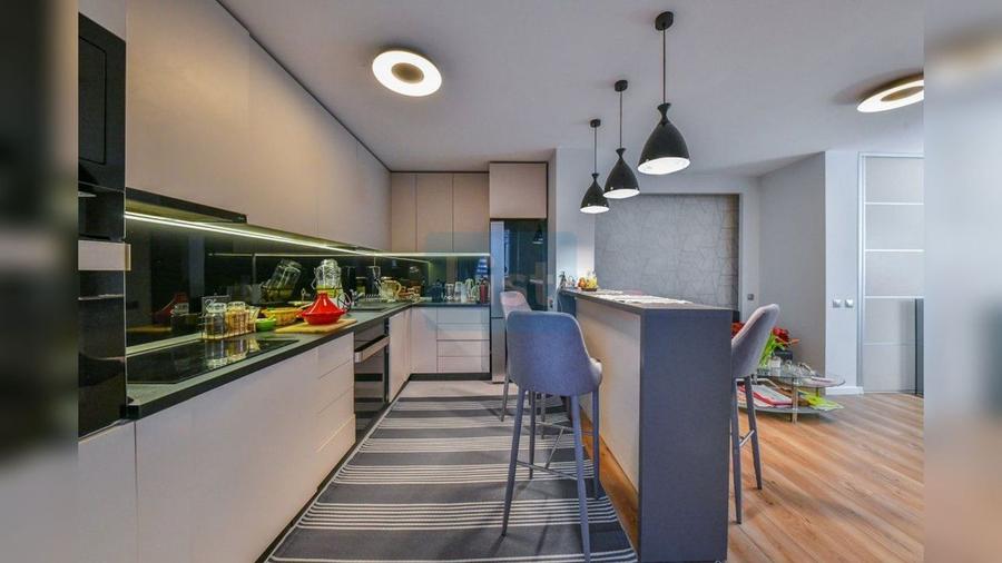 Apartament cu 3 camere in Buna Ziua