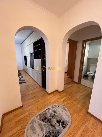 3 Camere de inchiriat | 1 Decembrie 1918 | Metrou | Mobilat | Utilat