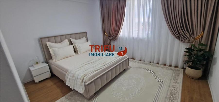 Apartament 3 camere de vanzare zona Arex