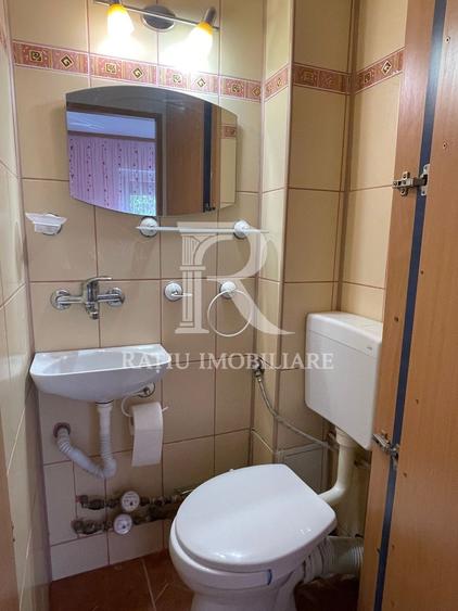 Apartament cu 3 camere | Decomandat | Parcare | Nufărul | Oradea