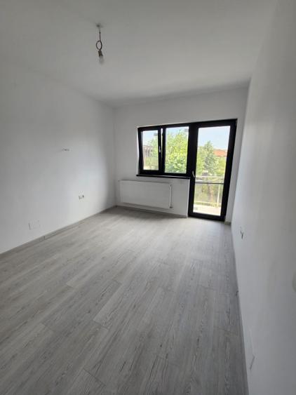 Duplex de Vanzare /Dormitor la parter -Strada Celofibrei