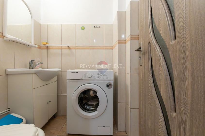 Apartament spațios cu 3 camere, etaj 1 – Strada Ștefan cel Mare - 10