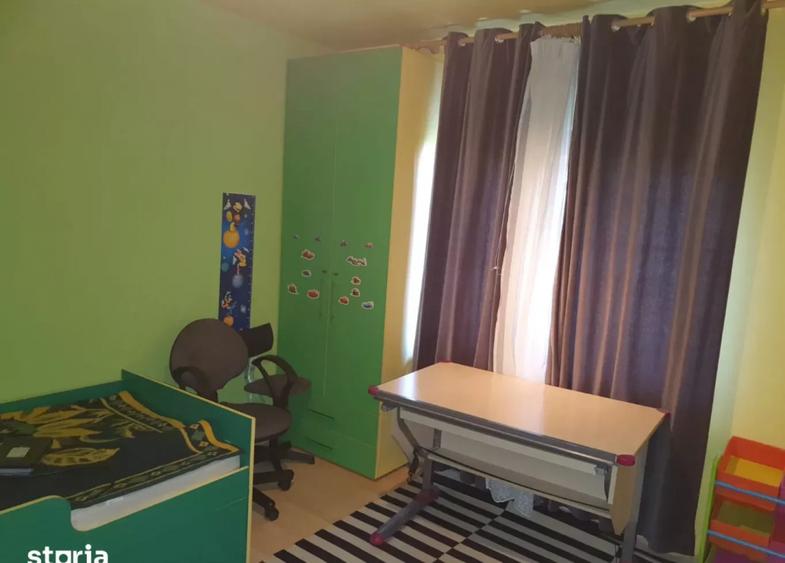 Apartament 3 camere -  decomandat