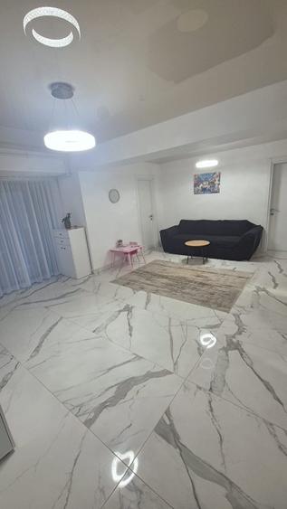 Direct proprietar. Apartament 3 camere, mobilat, utilat, loc de parcare.