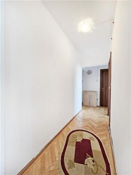 Apartament 4 camere Drumul Taberei - loc parcare