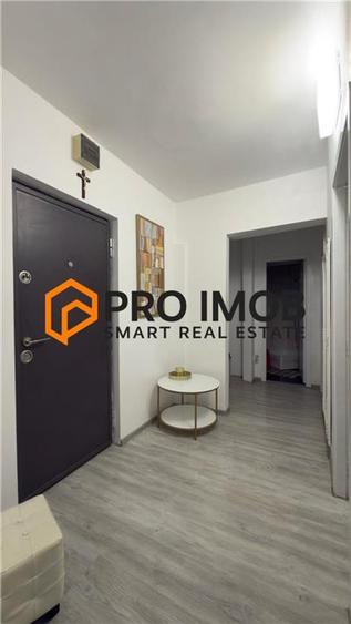Apartament 3 camere cf 1 semidecomandat zona Micro 3