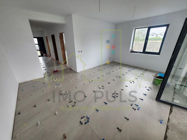 Duplex. Mosnita veche. 350 mp Teren. 4 Camere