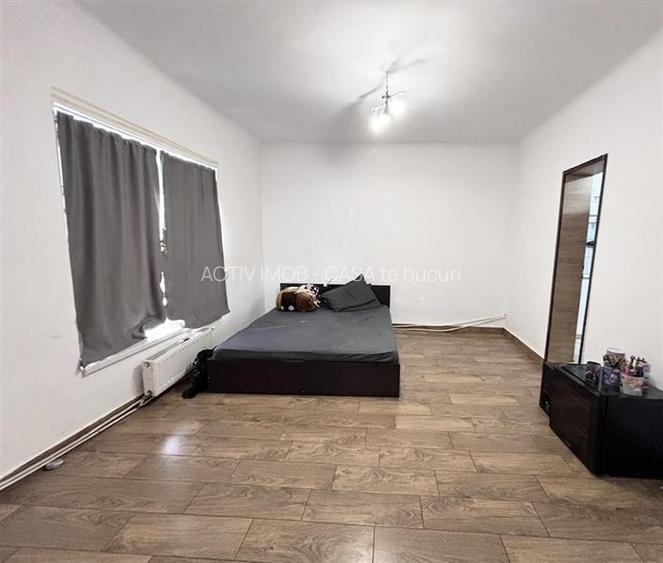 Casa in Nufarul - teren 400 mp - front stradal 12 m - 2